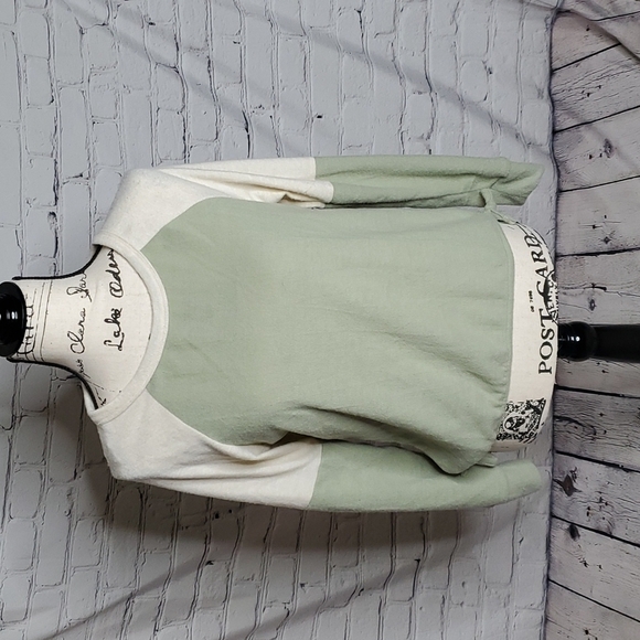 Poof Fuzzy Sweater Green/Cream NWT Size Medium - Picture 1 of 6